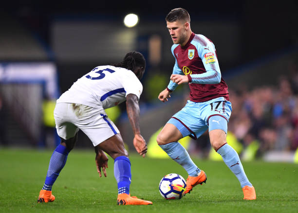 托尔城的比 托尔城的比